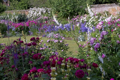 mottisfont abbey gardens